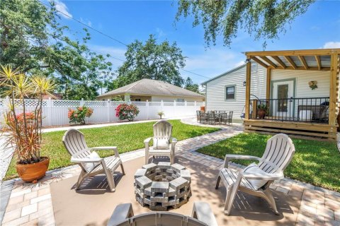 House in Saint Petersburg, Florida 3 bedrooms, 122.26 sq.m. № 1789967 - photo 24