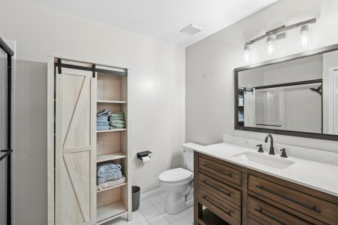 Villa ou maison à vendre à Port St. Lucie, Floride: 5 chambres, 320.14 m2 № 2242079 - photo 16