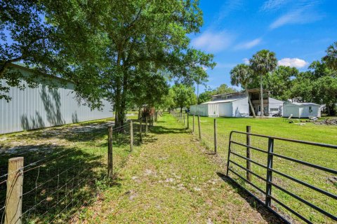 Villa ou maison à vendre à Port St. Lucie, Floride: 5 chambres, 320.14 m2 № 2242079 - photo 22