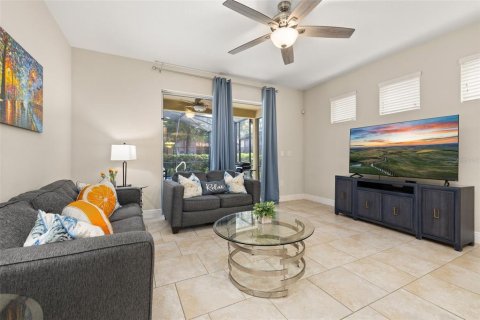 Villa ou maison à louer à Davenport, Floride: 5 chambres, 252.97 m2 № 2323021 - photo 9