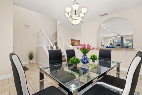 Villa ou maison à louer à Davenport, Floride: 5 chambres, 252.97 m2 № 2323021 - photo 4