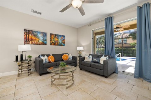 Villa ou maison à louer à Davenport, Floride: 5 chambres, 252.97 m2 № 2323021 - photo 8