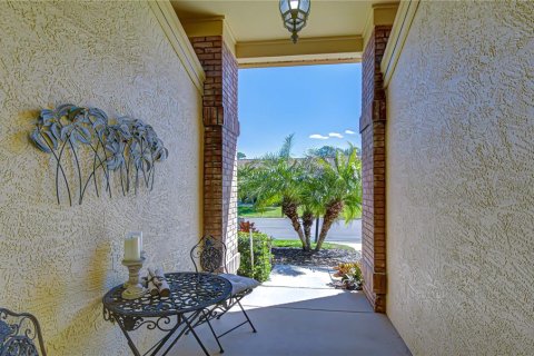 House in New Port Richey, Florida 2 bedrooms, 128.21 sq.m. № 2137828 - photo 6