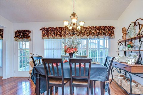 House in New Port Richey, Florida 2 bedrooms, 128.21 sq.m. № 2137828 - photo 25