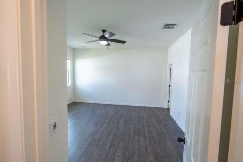 House in Tampa, Florida 4 bedrooms, 216.65 sq.m. № 2098074 - photo 24