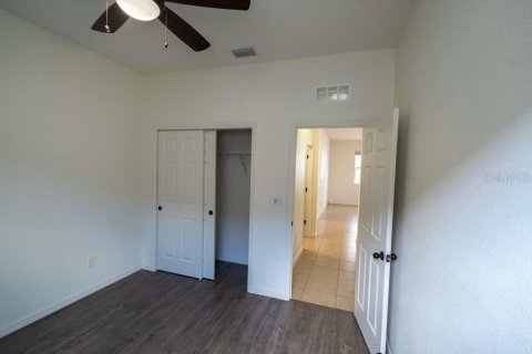 House in Tampa, Florida 4 bedrooms, 216.65 sq.m. № 2098074 - photo 14