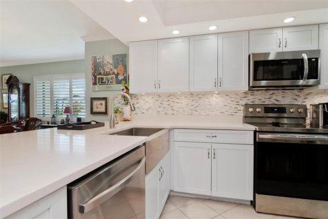 Copropriété à vendre à Seminole, Floride: 2 chambres, 118.91 m2 № 2375705 - photo 12