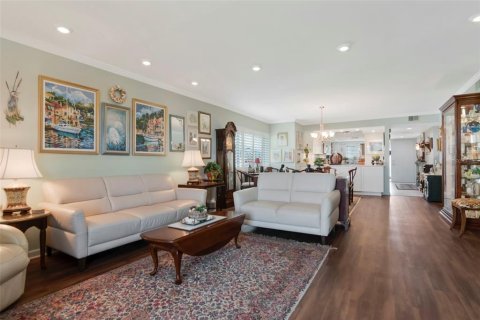 Copropriété à vendre à Seminole, Floride: 2 chambres, 118.91 m2 № 2375705 - photo 5