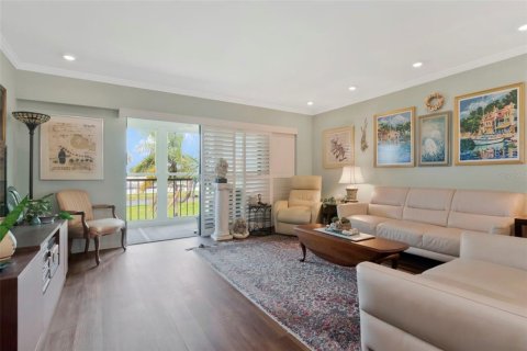 Copropriété à vendre à Seminole, Floride: 2 chambres, 118.91 m2 № 2375705 - photo 3