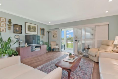 Copropriété à vendre à Seminole, Floride: 2 chambres, 118.91 m2 № 2375705 - photo 4
