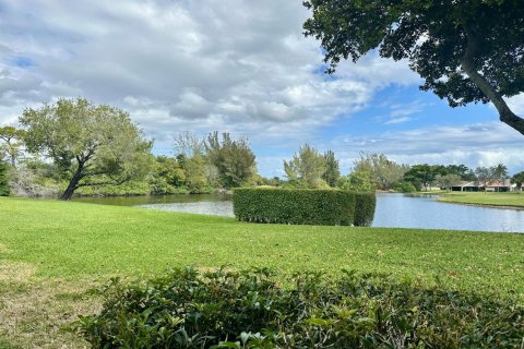 Copropriété à vendre à Boynton Beach, Floride: 2 chambres, 124.02 m2 № 2082984 - photo 2