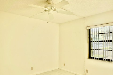 Copropriété à vendre à Boynton Beach, Floride: 2 chambres, 124.02 m2 № 2082984 - photo 25