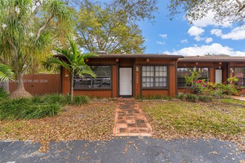 Townhouse in Miami, Florida 2 bedrooms, 113.53 sq.m. № 2003819