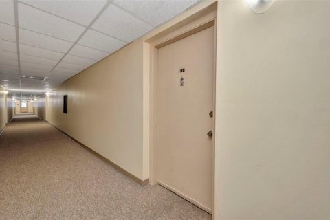 Copropriété à vendre à Port Charlotte, Floride: 2 chambres, 85.38 m2 № 2212389 - photo 9