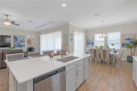 Villa ou maison à vendre à Land O' Lakes, Floride: 4 chambres, 227.89 m2 № 1787379 - photo 29