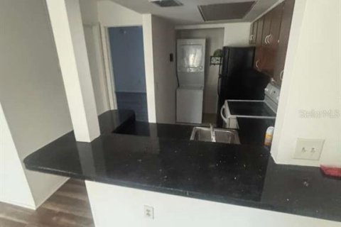 Condominio en alquiler en Tampa, Florida, 1 dormitorio, 63.36 m2 № 2101216 - foto 6