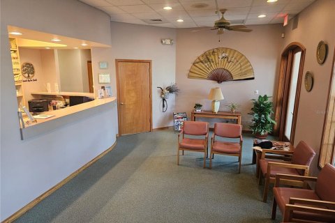 Propiedad comercial en venta en Altamonte Springs, Florida, 232.26 m2 № 1686474 - foto 5