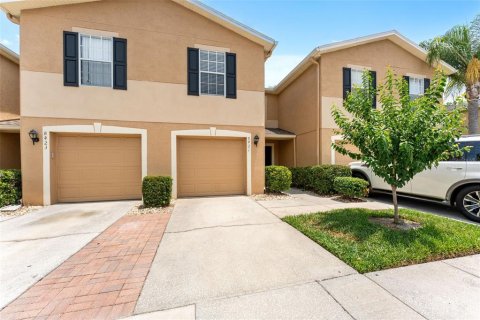 Touwnhouse à vendre à Tampa, Floride: 3 chambres, 141.58 m2 № 2197988 - photo 2