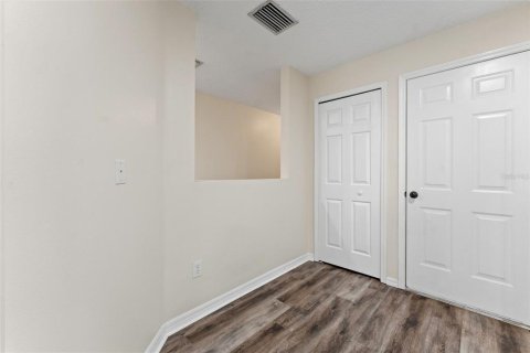 Touwnhouse à vendre à Tampa, Floride: 3 chambres, 141.58 m2 № 2197988 - photo 7