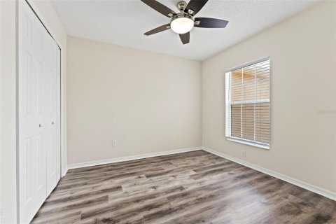 Touwnhouse à vendre à Tampa, Floride: 3 chambres, 141.58 m2 № 2197988 - photo 19