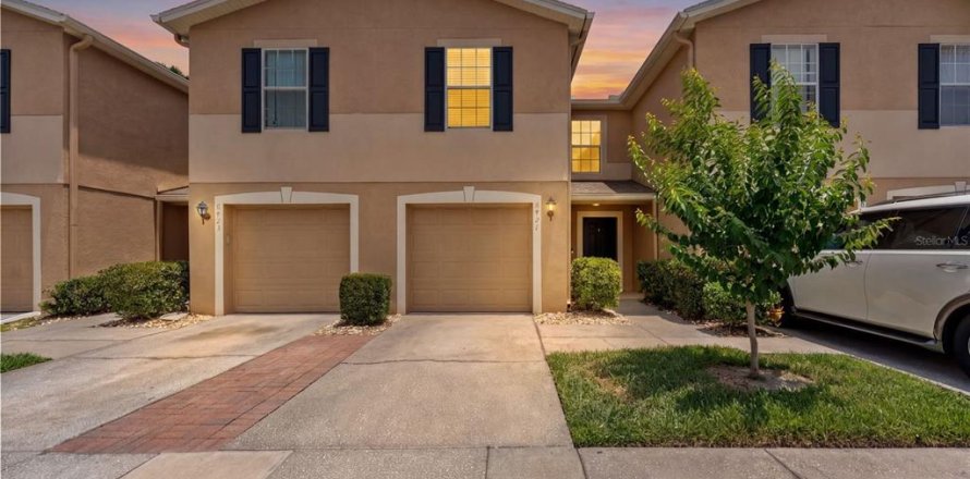 Touwnhouse à Tampa, Floride 3 chambres, 141.58 m2 № 2197988