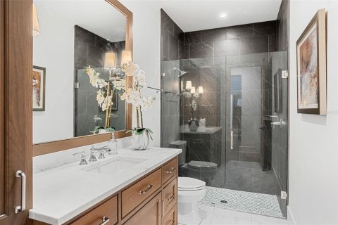 House in Winter Park, Florida 5 bedrooms, 399.11 sq.m. № 1819377 - photo 2