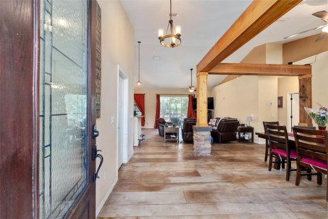 House in Wildwood, Florida 3 bedrooms, 181.72 sq.m. № 1545544 - photo 9