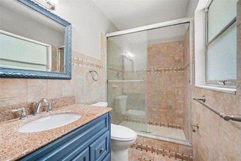 House in Brandon, Florida 3 bedrooms, 195 sq.m. № 2222592 - photo 10