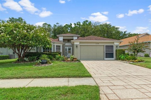 House in Spring Hill, Florida 3 bedrooms, 183.02 sq.m. № 2291680