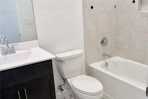 Купить таунхаус в Хомстед, Флорида 4 спальни, № 2046478 - фото 15