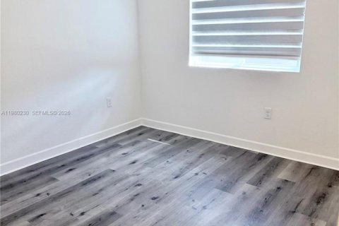 Купить таунхаус в Хомстед, Флорида 4 спальни, № 2046478 - фото 13