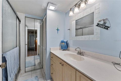 Villa ou maison à vendre à New Smyrna Beach, Floride: 2 chambres, 110.37 m2 № 2308168 - photo 21