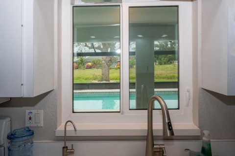 House in Rotonda, Florida 3 bedrooms, 118.91 sq.m. № 1778204 - photo 13