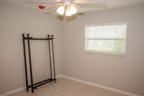 House in Rotonda, Florida 3 bedrooms, 118.91 sq.m. № 1778204 - photo 21