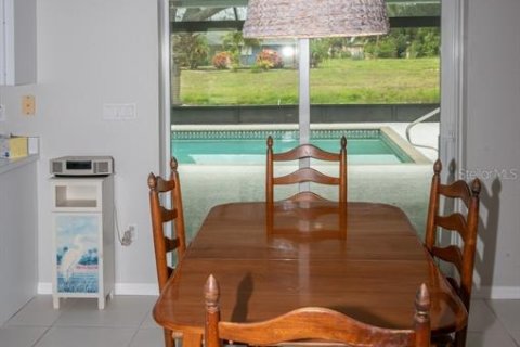 House in Rotonda, Florida 3 bedrooms, 118.91 sq.m. № 1778204 - photo 9