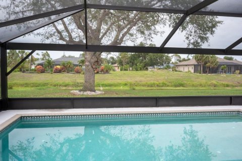 House in Rotonda, Florida 3 bedrooms, 118.91 sq.m. № 1778204 - photo 28