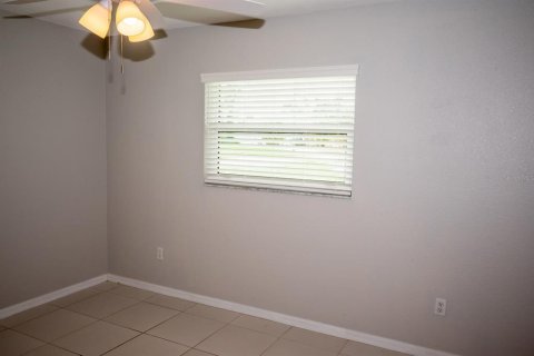 House in Rotonda, Florida 3 bedrooms, 118.91 sq.m. № 1778204 - photo 22