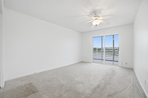 Copropriété à louer à Boca Raton, Floride: 2 chambres, 79.99 m2 № 2389497 - photo 12