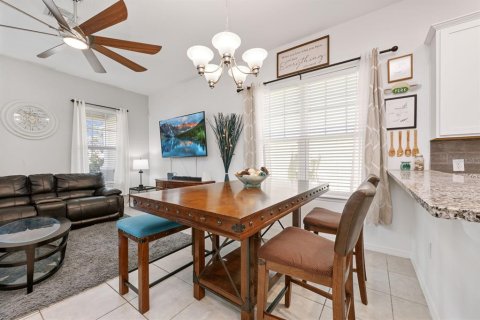 Casa en venta en Orlando, Florida, 3 dormitorios, 170.75 m2 № 1909929 - foto 9