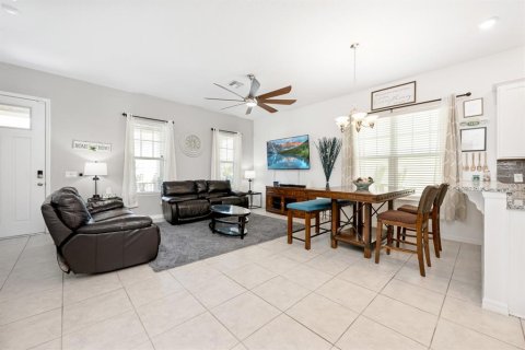 Casa en venta en Orlando, Florida, 3 dormitorios, 170.75 m2 № 1909929 - foto 15