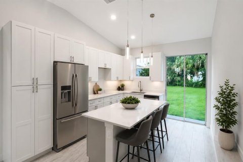 Villa ou maison à vendre à Sanford, Floride: 3 chambres, 121.05 m2 № 2235523 - photo 5