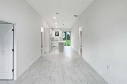 Villa ou maison à vendre à Sanford, Floride: 3 chambres, 121.05 m2 № 2235523 - photo 7