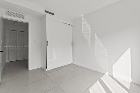 Снять в аренду таунхаус в Хомстед, Флорида 4 спальни, № 1969386 - фото 28