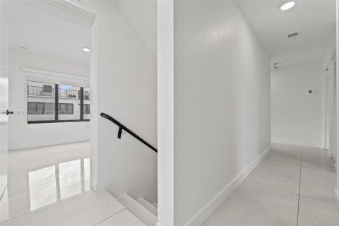 Снять в аренду таунхаус в Хомстед, Флорида 4 спальни, № 1969386 - фото 15