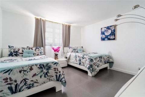 Copropriété à vendre à Hollywood, Floride: 2 chambres, 107.12 m2 № 1975533 - photo 7