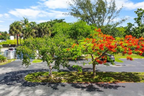 Copropriété à vendre à Cutler Bay, Floride: 1 chambre, 70.61 m2 № 2146452 - photo 10