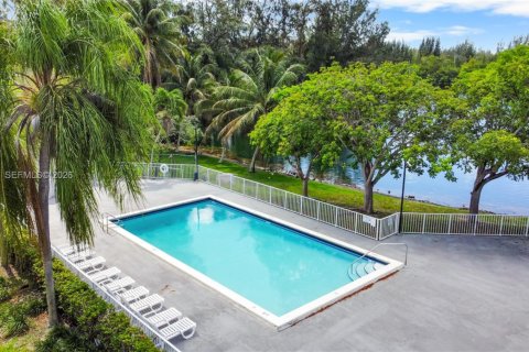 Copropriété à vendre à Cutler Bay, Floride: 1 chambre, 70.61 m2 № 2146452 - photo 5