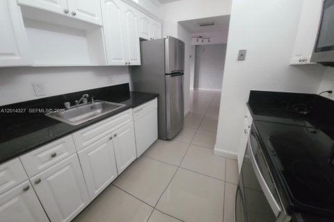 Copropriété à vendre à Cutler Bay, Floride: 1 chambre, 70.61 m2 № 2146452 - photo 7