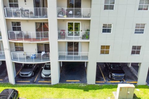 Copropriété à vendre à Cutler Bay, Floride: 1 chambre, 70.61 m2 № 2146452 - photo 17