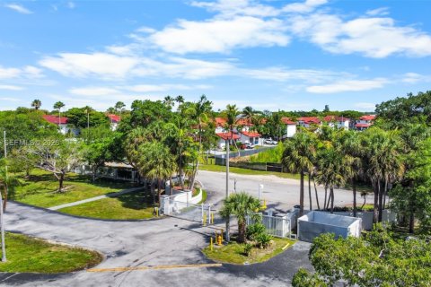 Copropriété à vendre à Cutler Bay, Floride: 1 chambre, 70.61 m2 № 2146452 - photo 15